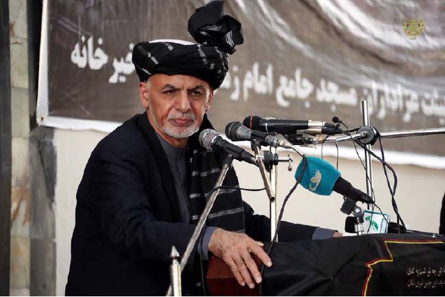 رئیس جمهور در مراسم عاشورا: ما یک ملت و یک صف واحد هستیم